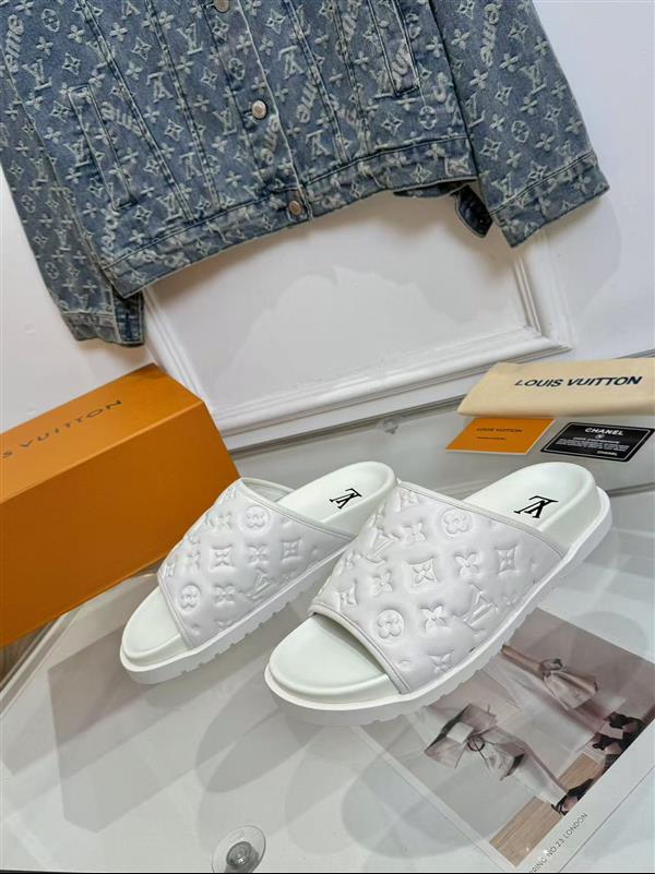 20251128184545373 220